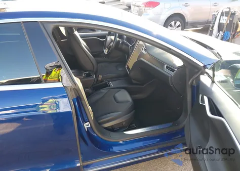 2016 Tesla Model S 60D/70D/75D/85D/90D из США, поврежденный, VIN 5YJSA1E26GF159591